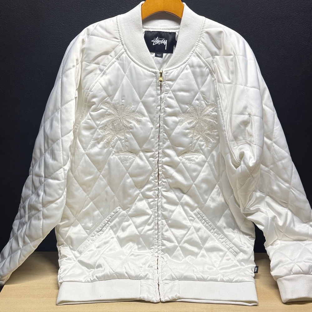 NWT"Stussy" Satin Palm Satin PalmJacket White Quilted Embroidered Palms –